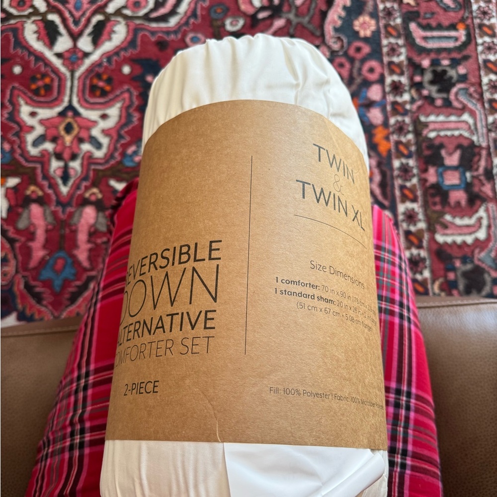 Luxury White and Cream Bedding Set - Picture 6 of 6